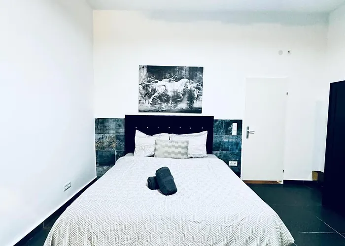 Studio Apartment For 3 People, 15 Minutes To Rathausplatz